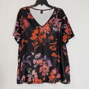 EMERY ROSE Black/Red Floral Soft Knit V-Neck Short Sleeve Top; Size 3XL